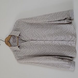 Chico's Tan White Patterned Button Down Shirt Roll Tab Sleeves Size Large L